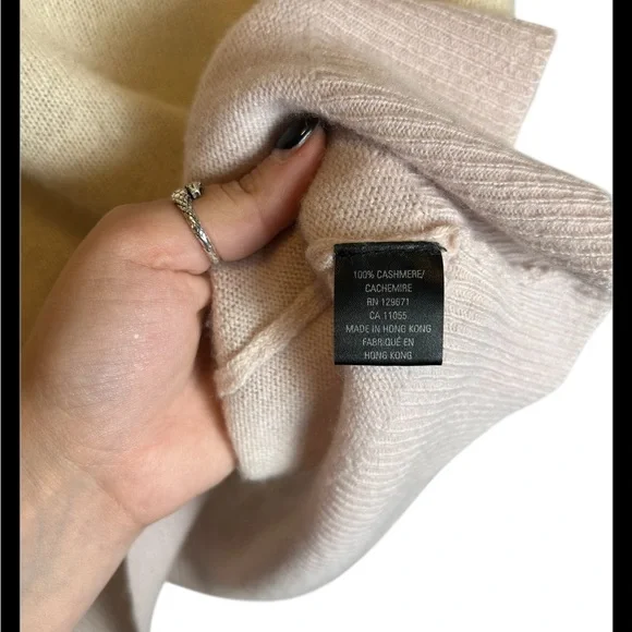 Cashmere 360 White Pink Ombré Oversized Sweater Size Small - Picture 5 of 5